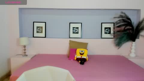 Snapshot of milarose4 chatting on 01/14/25, 11:53 Mila Rose online show from 01/14/25, 11:53