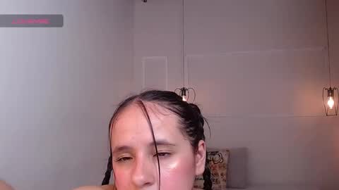 Snapshot of milarose4 chatting on 02/23/25, 05:39 Mila Rose online show from 02/23/25, 05:39