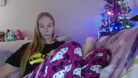 Mila online show from 01/10/25, 05:45