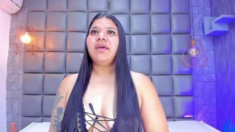 Milena  online show from 02/01/25, 03:41