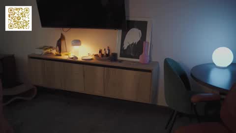 Snapshot of mileeena chatting on 11/08/25, 12:05 M Telegram mamagotachannel online show from 11/08/25, 12:05