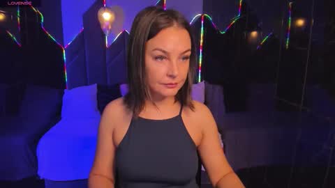 Snapshot of milena_mellow chatting on 09/09/25, 05:18 Milena online show from 09/09/25, 05:18