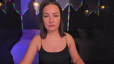 Snapshot of milena_mellow chatting on 10/10/25, 08:52 Milena online show from 10/10/25, 08:52