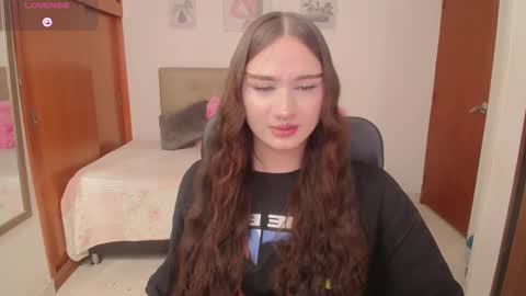 Miley online show from 11/19/25, 02:28