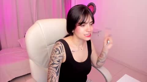  IEY EY  online show from 10/19/25, 03:07