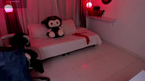  IEY EY  online show from 10/24/25, 03:14