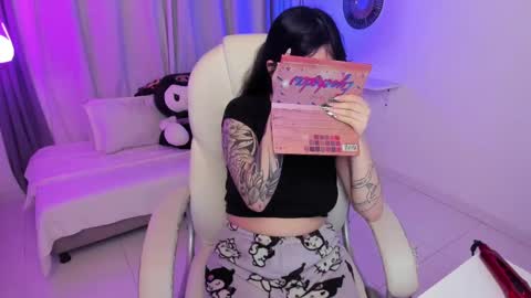  IEY EY  online show from 11/17/25, 03:12