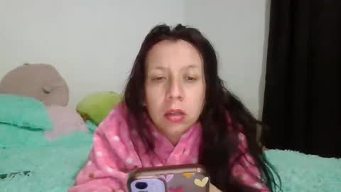 Snapshot of milfevha chatting on 01/29/25, 02:19 milfevha online show from 01/29/25, 02:19