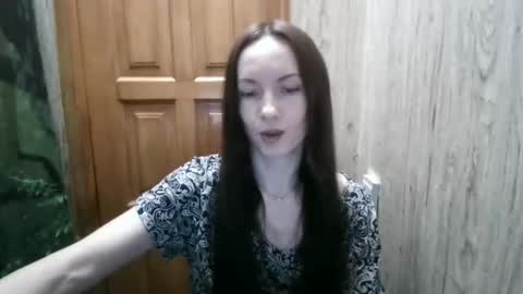 Snapshot of miliah chatting on 01/07/25, 06:35 miliah online show from 01/07/25, 06:35