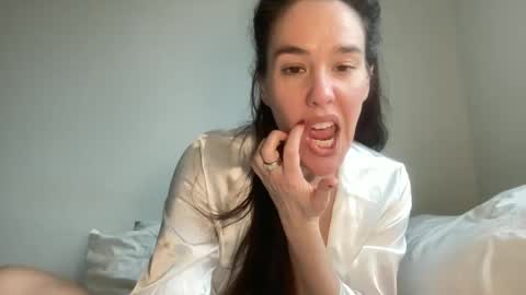 Milk online show from 01/15/25, 11:21