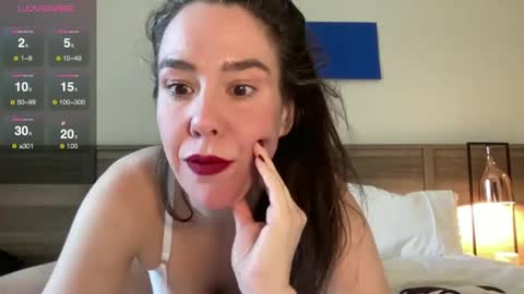 Milk online show from 02/01/25, 04:11