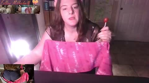 Snapshot of milkedmilf chatting on 11/05/25, 06:35 milkedmilf online show from 11/05/25, 06:35