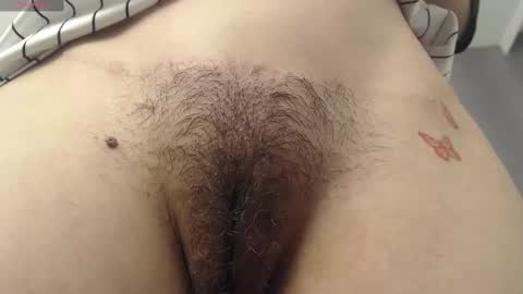 Amira online show from 02/20/25, 01:51