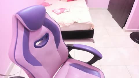 vale online show from 11/09/25, 12:25