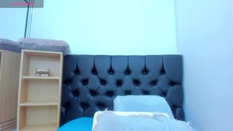 Snapshot of milky_way_18 chatting on 02/05/25, 01:54 milky_way_18 online show from 02/05/25, 01:54
