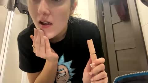 milkybaby269137 online show from 12/31/24, 04:04