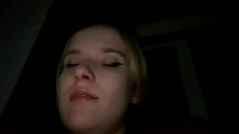 milkybaby269137 online show from 01/01/25, 01:15