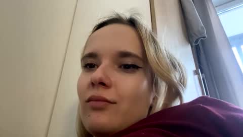 milkybaby269137 online show from 01/01/25, 11:16