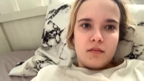 milkybaby269137 online show from 02/16/25, 08:32