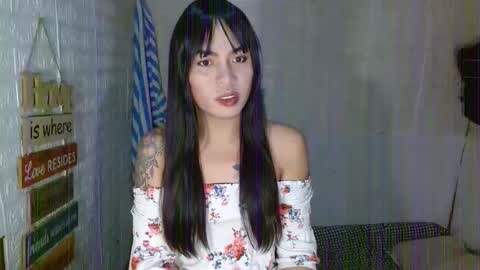 Snapshot of milkycumnel23 chatting on 10/17/25, 04:53 NEL 23 online show from 10/17/25, 04:53