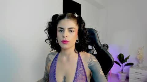 Snapshot of milla_pixxie chatting on 12/02/24, 06:09 Milagros online show from 12/02/24, 06:09