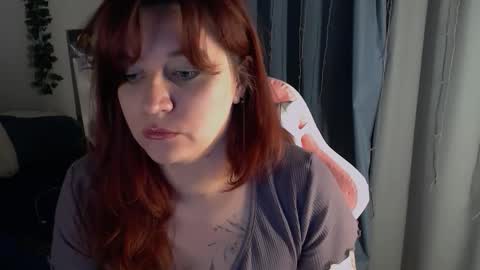 Milla online show from 10/25/25, 10:04