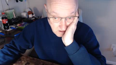 Snapshot of millenium0129 chatting on 02/05/25, 01:47 millenium0129 online show from 02/05/25, 01:47