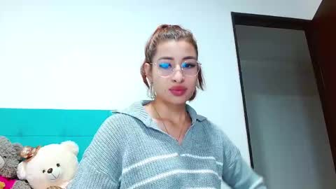 Snapshot of miller_sweet chatting on 02/09/25, 10:11 Aleja online show from 02/09/25, 10:11