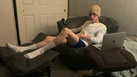 SlimnHungOH online show from 12/26/24, 04:04