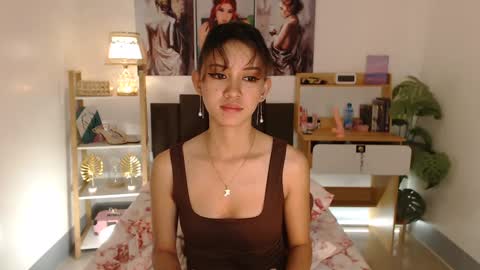 Snapshot of millie_fox21 chatting on 02/10/25, 03:13 Im Milliedont forget to follow me online show from 02/10/25, 03:13