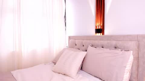 Snapshot of milliebabe chatting on 11/07/25, 08:31 Millie Babe online show from 11/07/25, 08:31