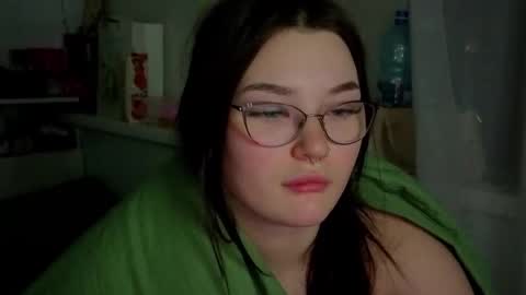 Millie online show from 10/19/25, 12:39