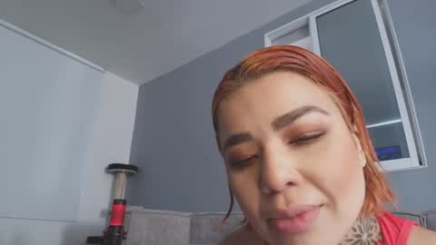 Snapshot of milliejhonson chatting on 02/18/25, 08:25 Mila online show from 02/18/25, 08:25