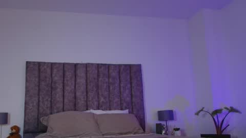 Snapshot of milliejhonson chatting on 09/16/25, 11:33 Mila online show from 09/16/25, 11:33