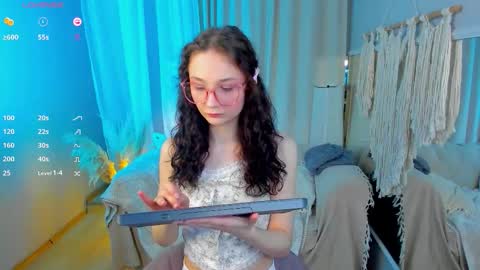 milliminimouse online show from 10/11/25, 06:17