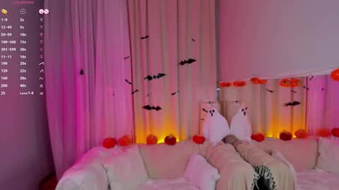 milliminimouse online show from 10/22/25, 10:42