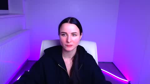 Snapshot of milly_liss chatting on 01/23/25, 10:43 Milly online show from 01/23/25, 10:43