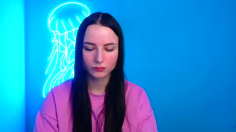 Snapshot of milly_liss chatting on 02/20/25, 06:39 Milly online show from 02/20/25, 06:39