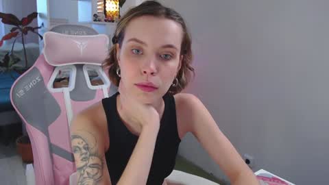 Milly online show from 01/06/25, 05:19