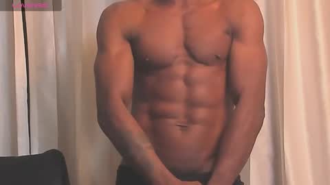 Snapshot of miltonn_jakee chatting on 01/30/25, 04:58 Miltonn online show from 01/30/25, 04:58
