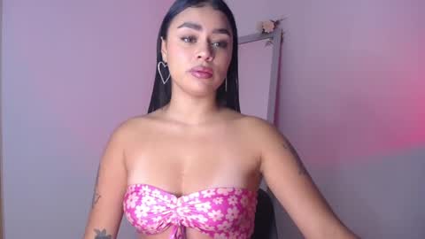 Snapshot of mily_ortiz chatting on 10/01/25, 07:09 Mily Ortiz online show from 10/01/25, 07:09