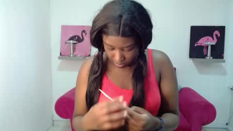 Snapshot of milykaebony69 chatting on 09/19/25, 12:39 milykaebony69 online show from 09/19/25, 12:39