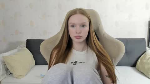 Milena and Jasper online show from 10/20/25, 06:41