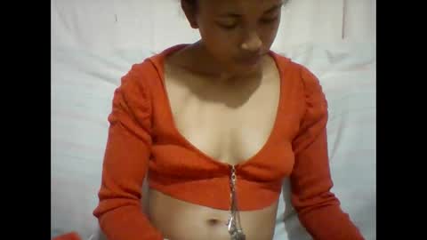 Snapshot of mimisexy295320 chatting on 12/01/24, 05:24 mimisexy295320 online show from 12/01/24, 05:24