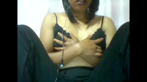Snapshot of mimisexy295320 chatting on 09/11/25, 08:42 mimisexy295320 online show from 09/11/25, 08:42