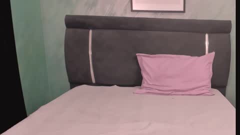 mimixo99 online show from 11/15/25, 08:49