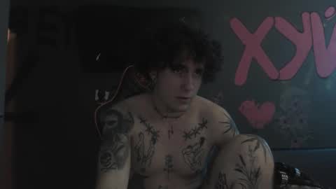 Max online show from 11/07/25, 03:34