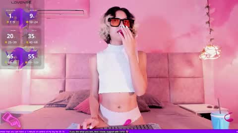 Snapshot of min_minjil chatting on 09/29/25, 06:35 Minji online show from 09/29/25, 06:35