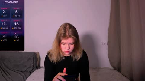 hi Im Mina  online show from 12/23/24, 01:18