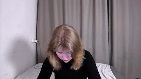 hi Im Mina  online show from 01/20/25, 12:07